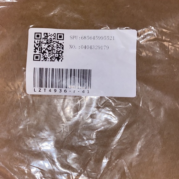 Canvas Chic Me Sneakers - Picture 5 of 8